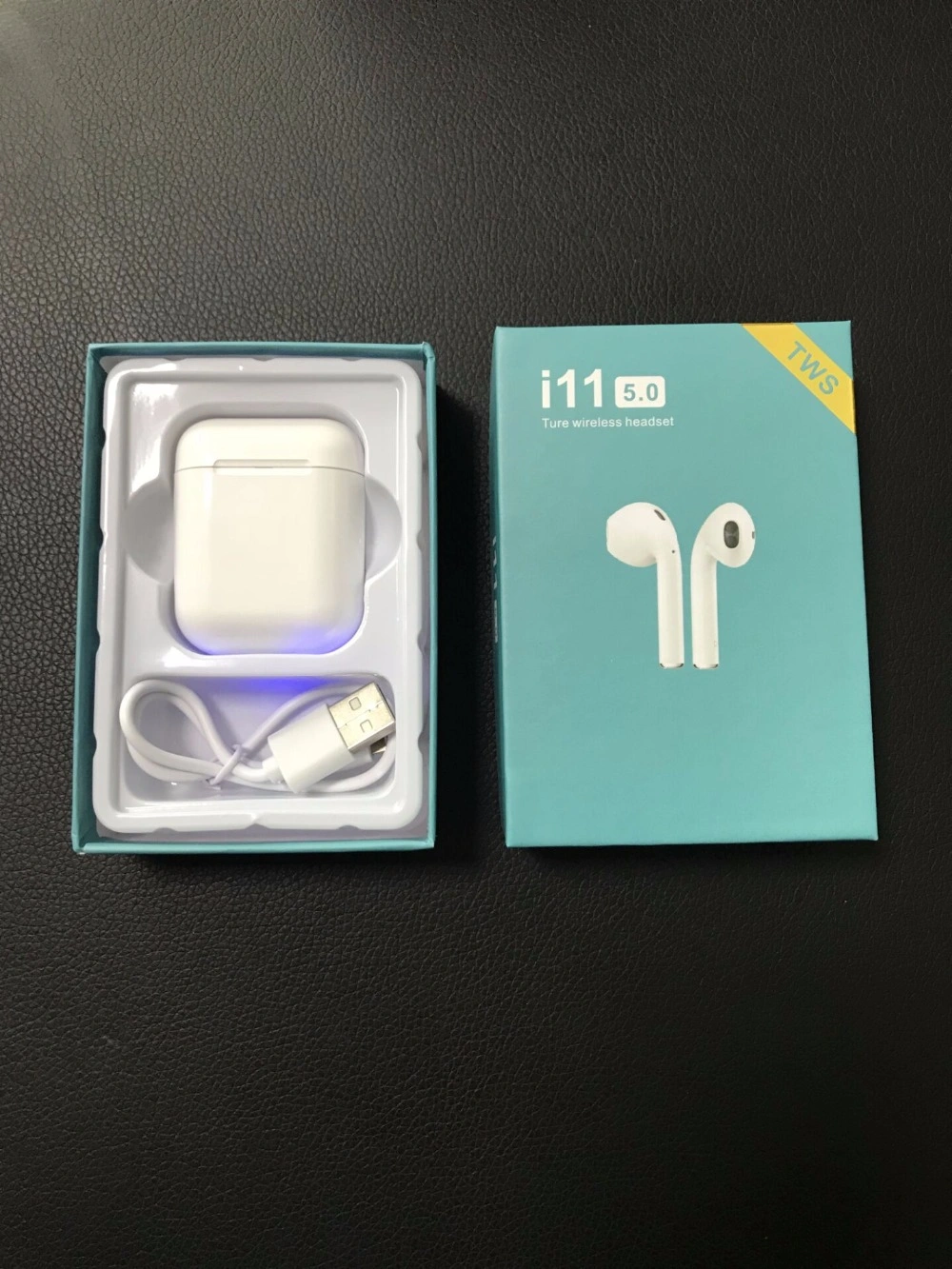 HiFi 5.0 Chip Mini I11 Tws Wireless Earphone Earbuds Sports Earbuds with Charging Box