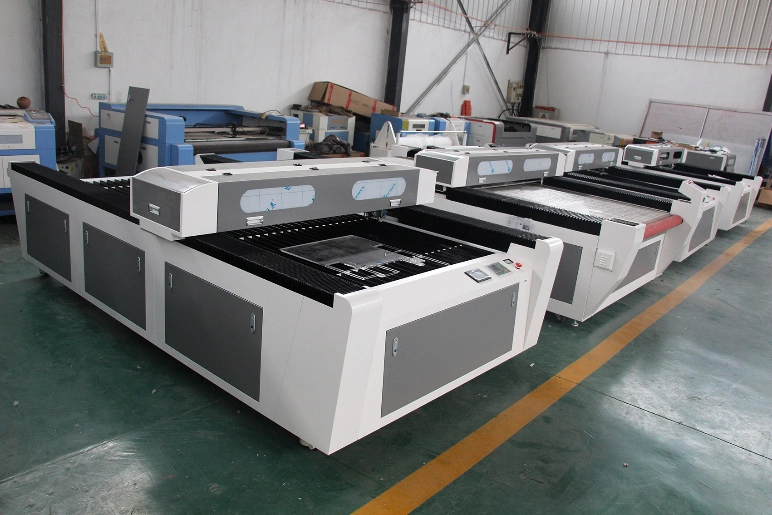 CNC Laser Cutter / Laser Cutting Machine Flc1325A