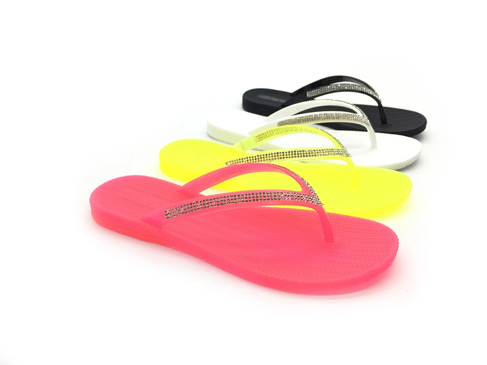 Flipflop Simple Sandals with Artifical Diamond Popular Slippers Outdoor Sandals