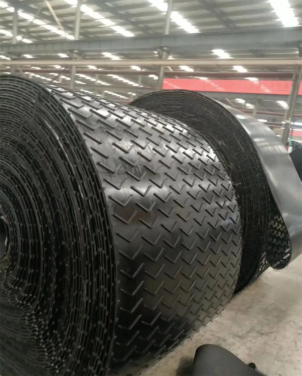 Endless Chevron Conveyor Belt Used in Aggregate Production