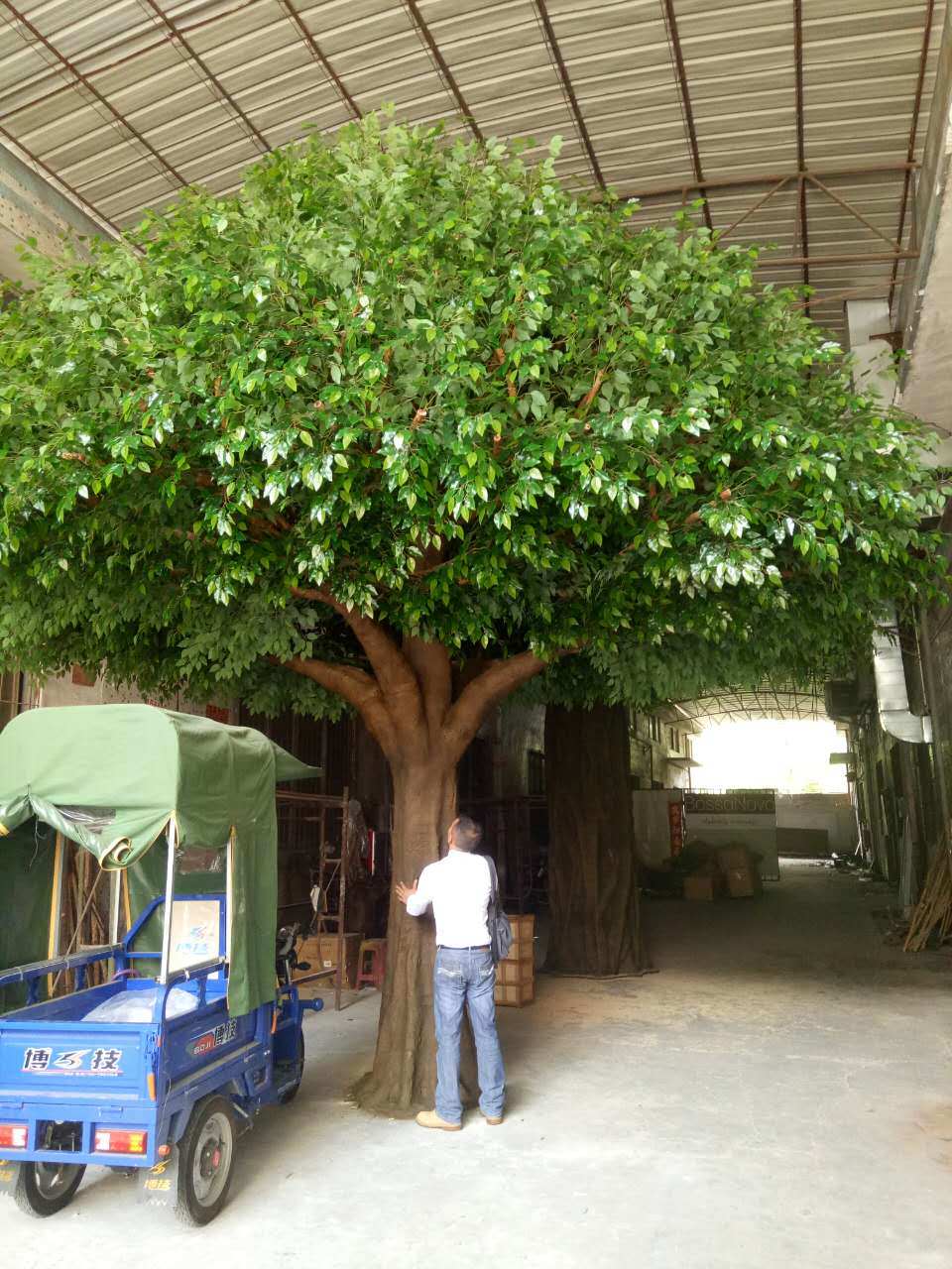 New Design Garden Ornament Artificial Plant Ficus Tree Banyan Tree for Outdoor Decor