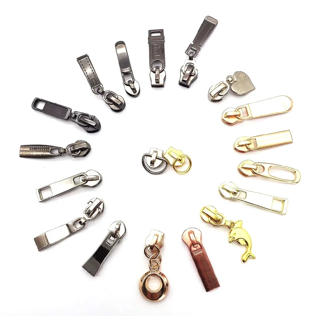 China Custom Engraved Logo Zip Puller 3D Zipper Slider and Puller