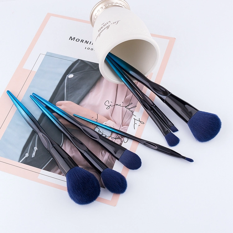 7PCS Classic Color Change Cosmetics Brushes Beginner Makeup Tool Cosmetics Brush Set Blue and Black Makeup Brushes