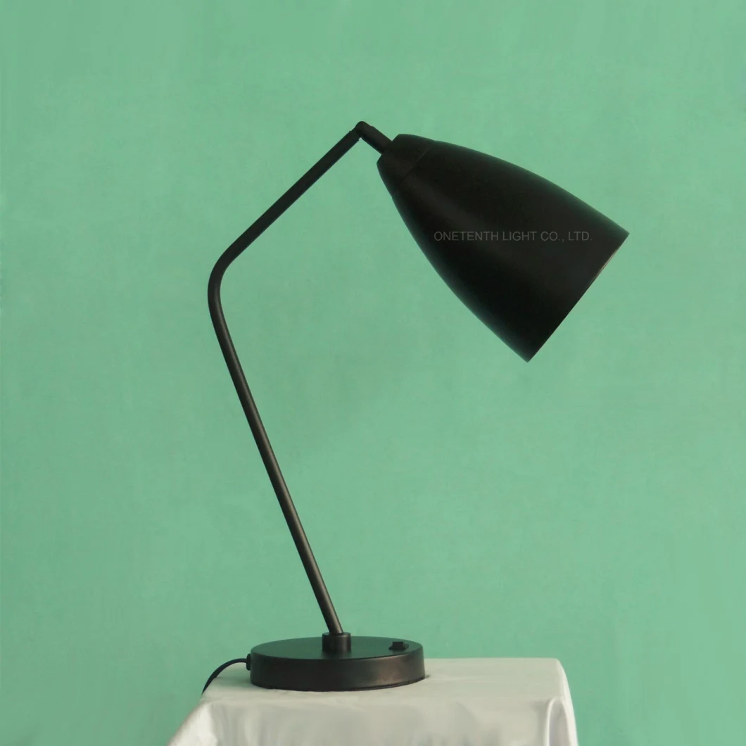 Residential Modern Black Bend Metal Table Lamp Rotatable Metal Shade Desk Lamp