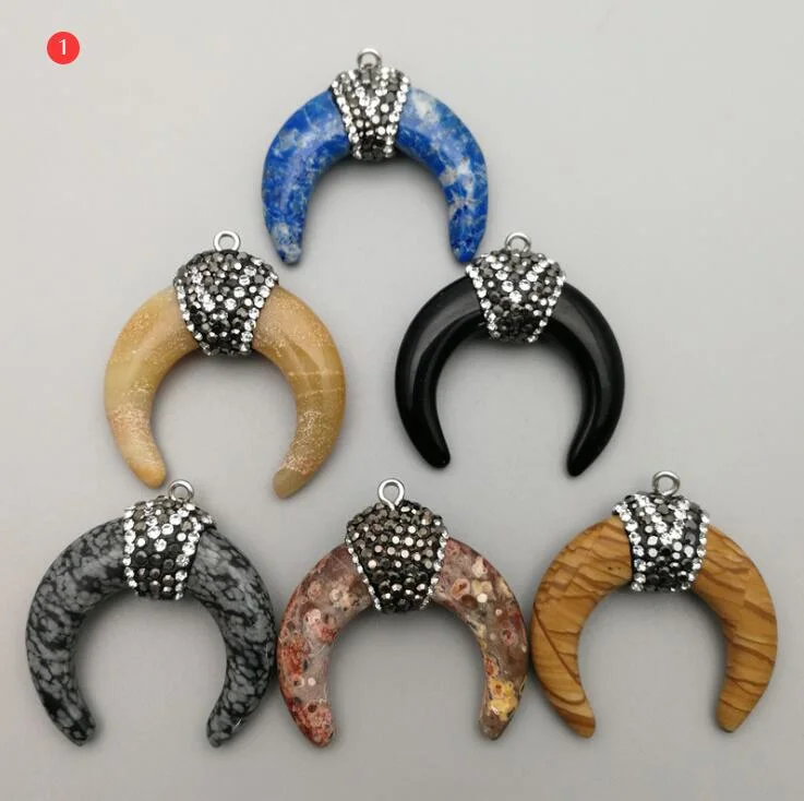 Fashion Jewelry Accessories Natural Agate Stone Crescent Pendant Resin Moon Pendant