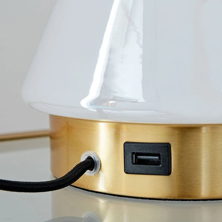 Modern Simplicity Nordic Style Lamp USB Charging Function Desk Lamp Hotel Room Resin Base Lamp