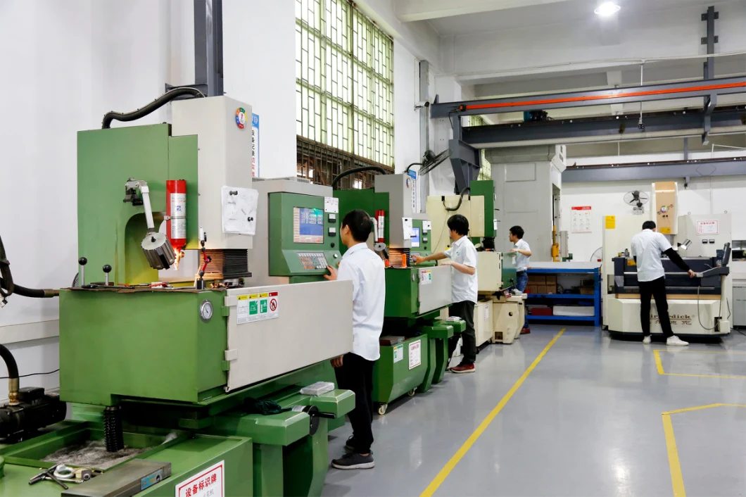 Into Our Shop Learning More Low Price Plastic Injection Molding/Mold