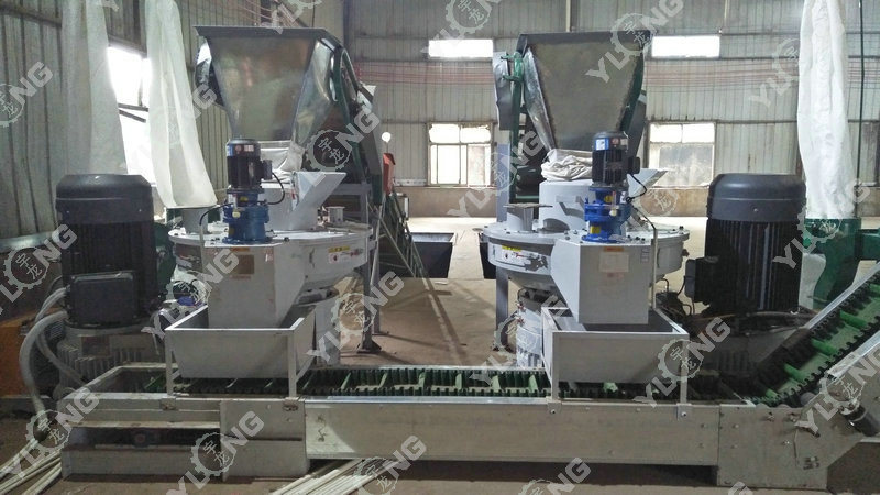 Three Roller Driven Wood Sawdust Pellet Press Machine with Ce