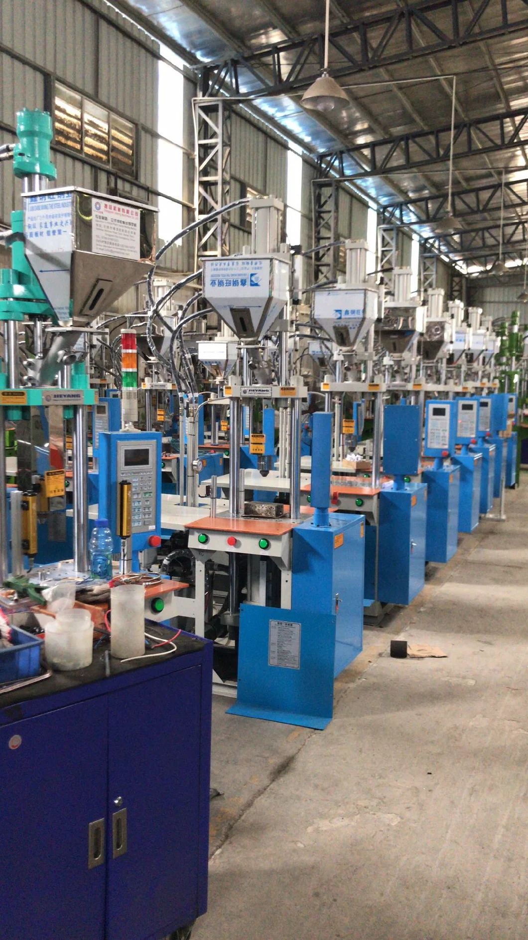 Desktop Injection Molding Machine for Seal Locks