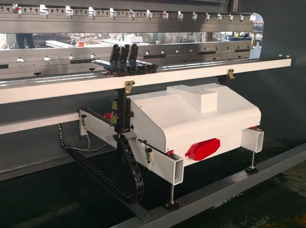 India-Hot Press Brake with Advanced Technology, Manual Press Brake Machine From China