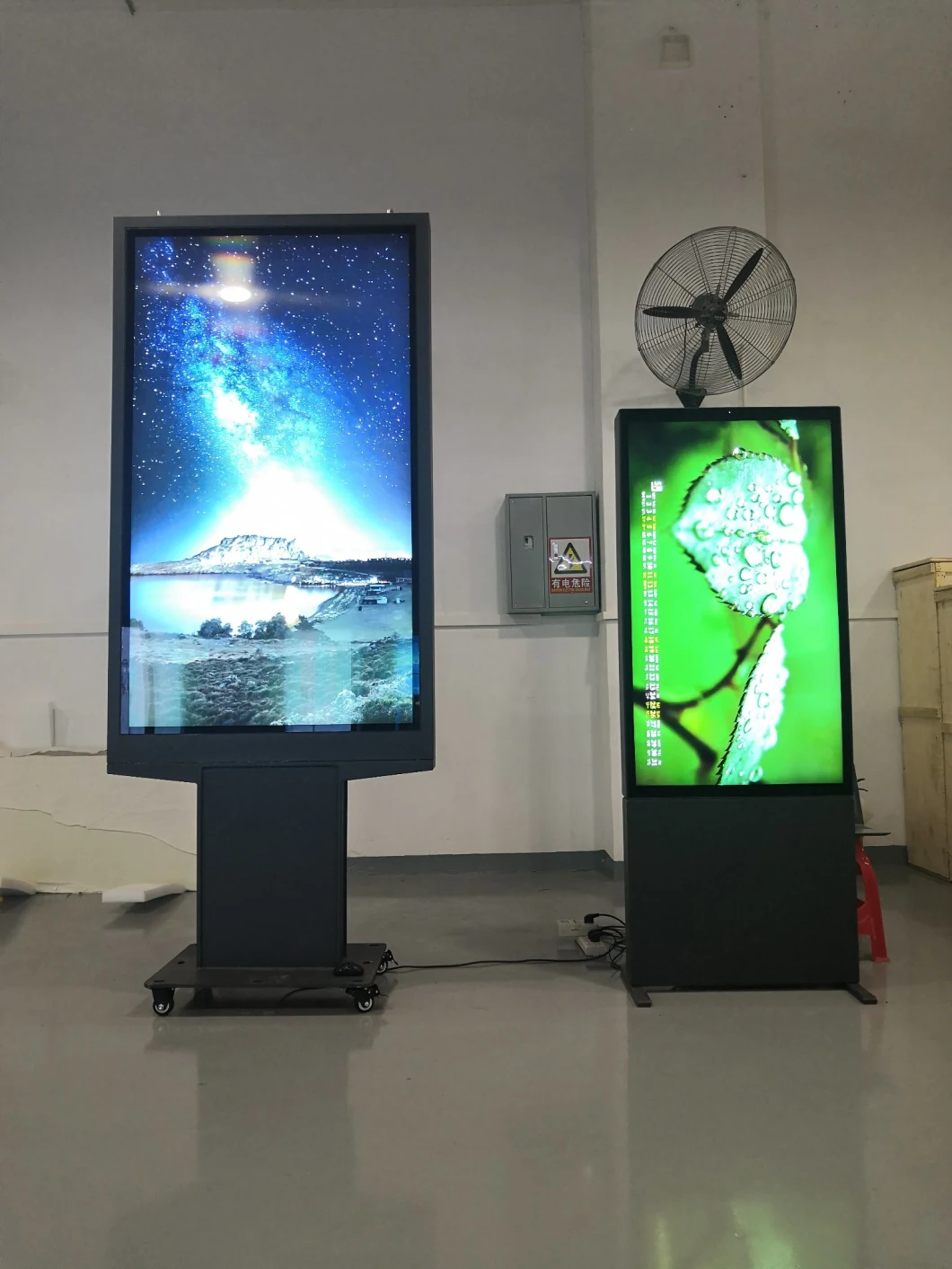 IP65 Waterproof Outdoor Digital Signage High Brightness LCD Advertising Optical Bonding Display Outdoor Advertising