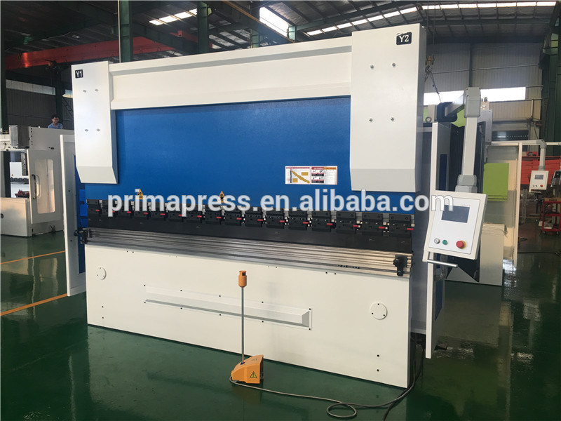 CNC We67K-200t/3200 Electro-Hydraulic Sheet Metal Bending Machine with Da52s