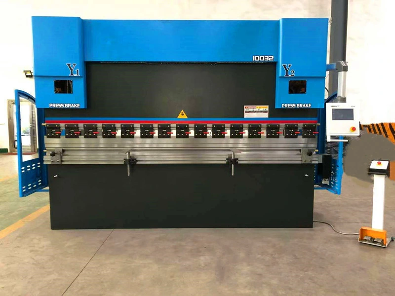 China Factory Metal Sheet CNC Press Brake, CNC Hydraulic Press Brake Wc67y/K with Tp10s Controller