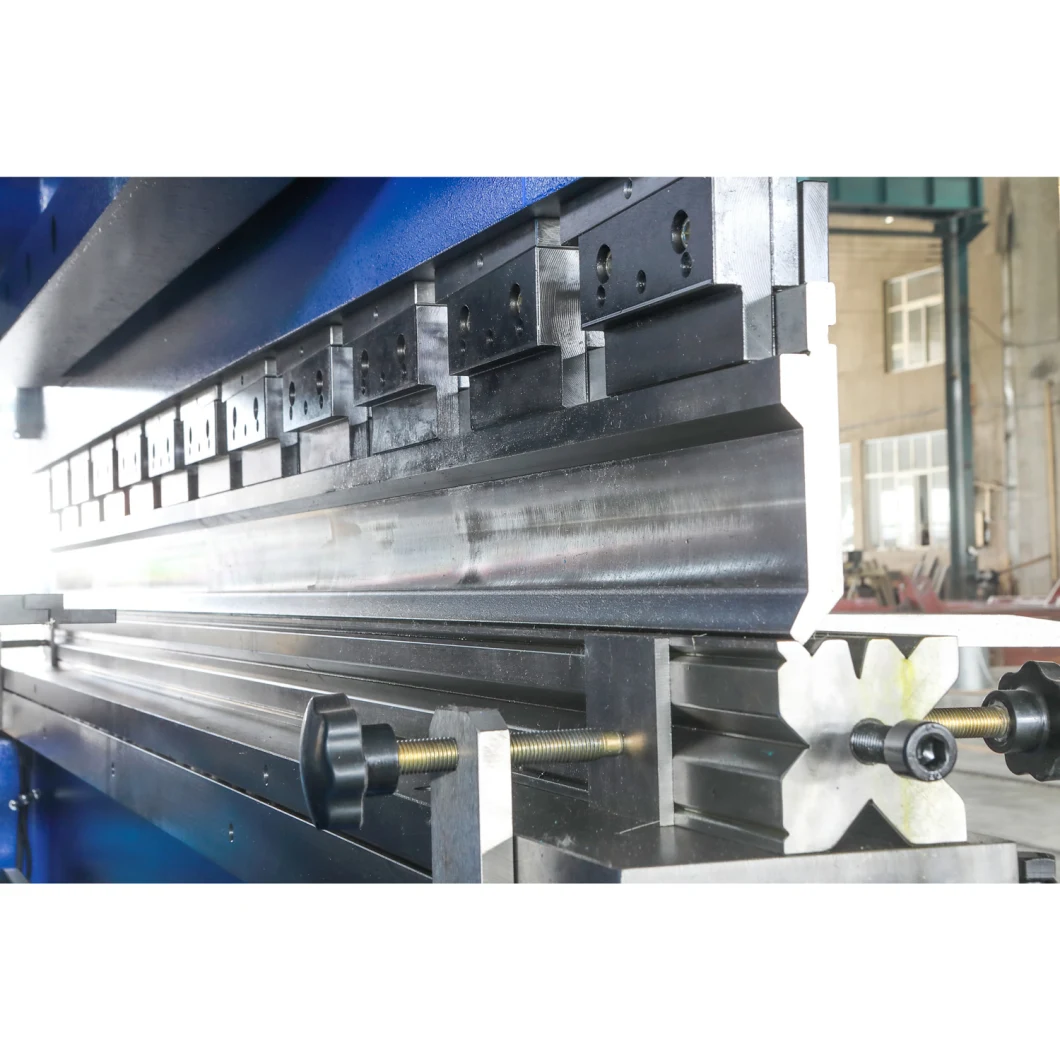 We67K 100t 2500 CNC Plate Bending Machine/Sheet Bending Machine/Automatic Bending Machine