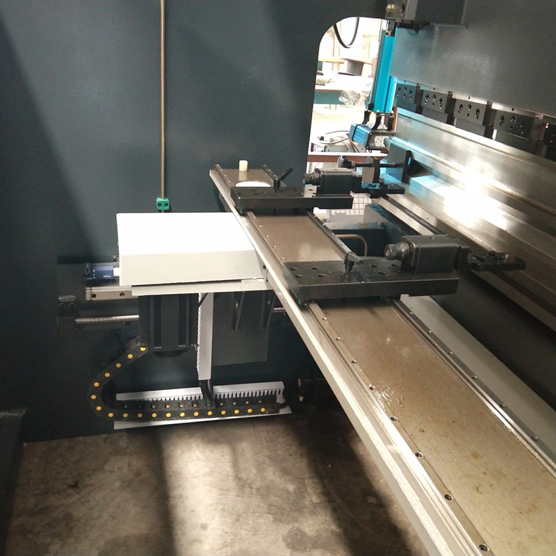 CNC Hydraulic Press Brake with Die for Sheet Metal Bending 4+1 Axis Press Brake