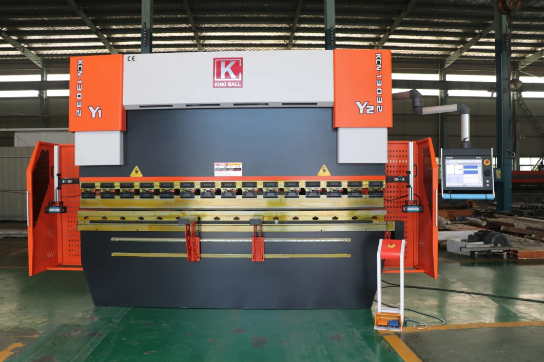 China Famous Brand 160 Ton Large Pressure Steel Plate Hydraulic Press Brake Folder Bender for Sale