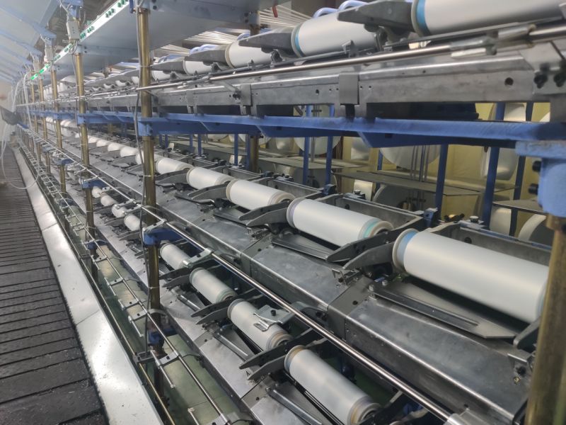 Spandex Covered Yarn Premium Raw Materials Spandex Covered Yarn Soft Hand Feeling Machine Covered Yarn