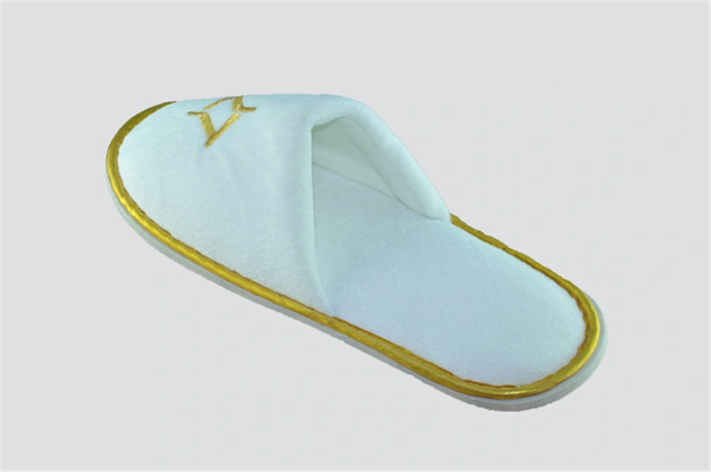 Gold Pinping Close Toe Slippers with Embroidery Logo