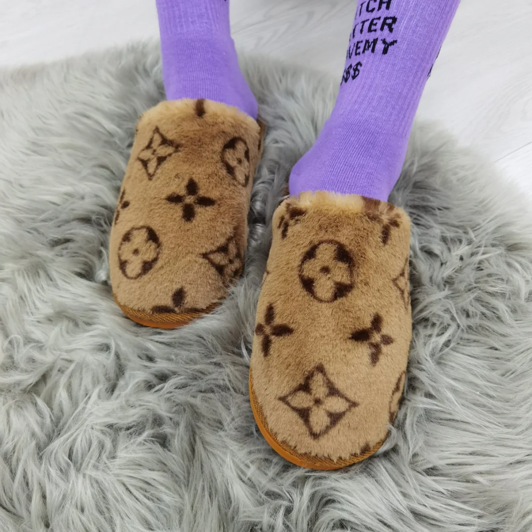 Hot Sale New Designer Logo Close Toe Fluffy Furry Plush Luxury House Slippers Women Faux Fur Bedroom Slippers Shoes Ny Handbag