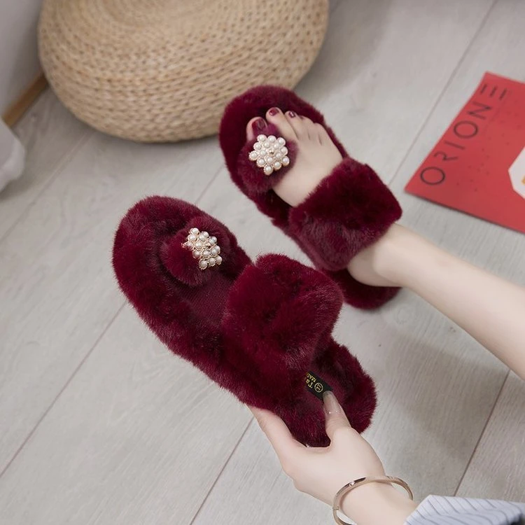 Wholesale Fur Slippers for Lady Pearl Decoration Furry Slide Sandals Warm Autumn Outdoor Slippers