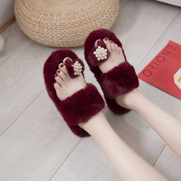 Wholesale Fur Slippers for Lady Pearl Decoration Furry Slide Sandals Warm Autumn Outdoor Slippers