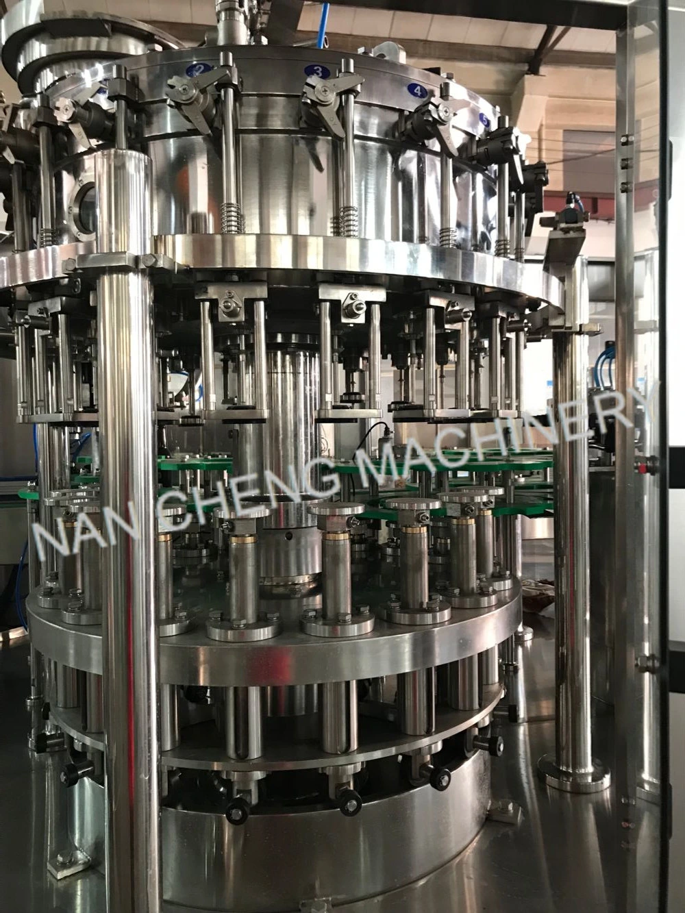 Automatic Glass Bottle Filling Capping 3-in-1 Wine Drink Bottling Machine