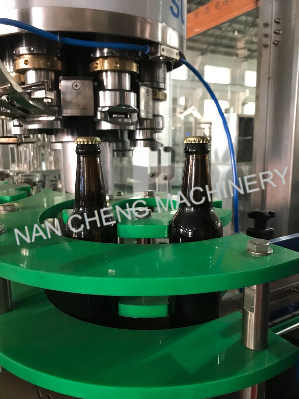 Automatic Glass Bottle Filling Capping 3-in-1 Wine Drink Bottling Machine