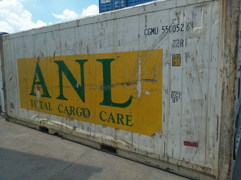 Selling Old/ Used Shipping/ Almost New/ Marine Containers/ Storage Containers in Vietnam