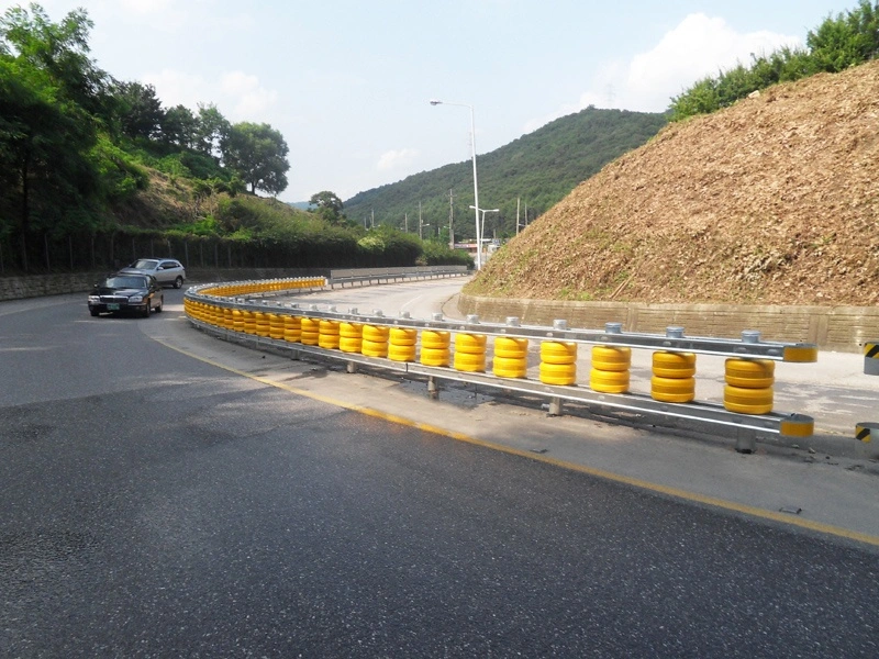 Motorway Safety Roller Barrier / Roller Safety Guardrail / Roadway Roller Guardrail