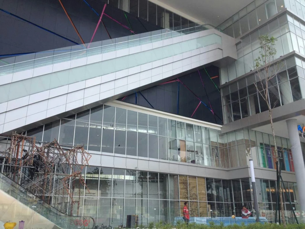 Sgp PVB Clear Flat or Curved Toughened Tempered Laminated Glass Safety Glass Building Glass