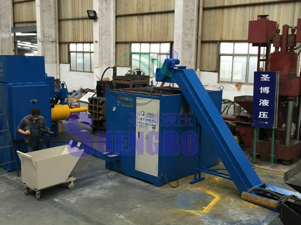 Horizontal High Output Aluminum Sawdust Compactor