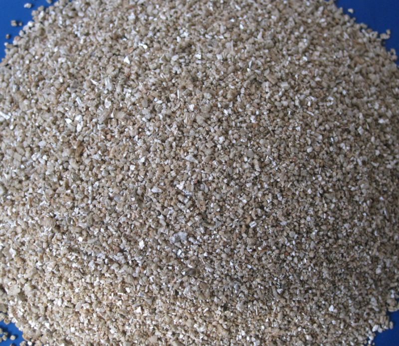 Professional Factory Manufacturing Expanded Golden and Silvery Vermiculite for Horticultural Fertilizer Soil Improvement