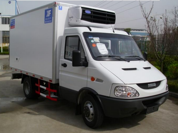 2-4t Refrigerator Truck Iveco Refrigerator Truck Mini Van Refrigerator