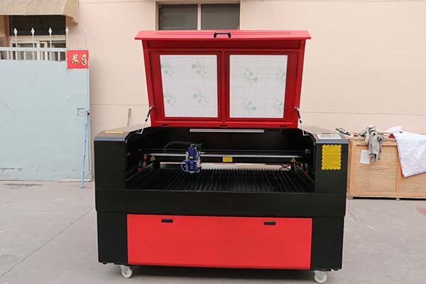 Ck1390 180W Reci 30mm Acrylic Laser Cutting Acrylic