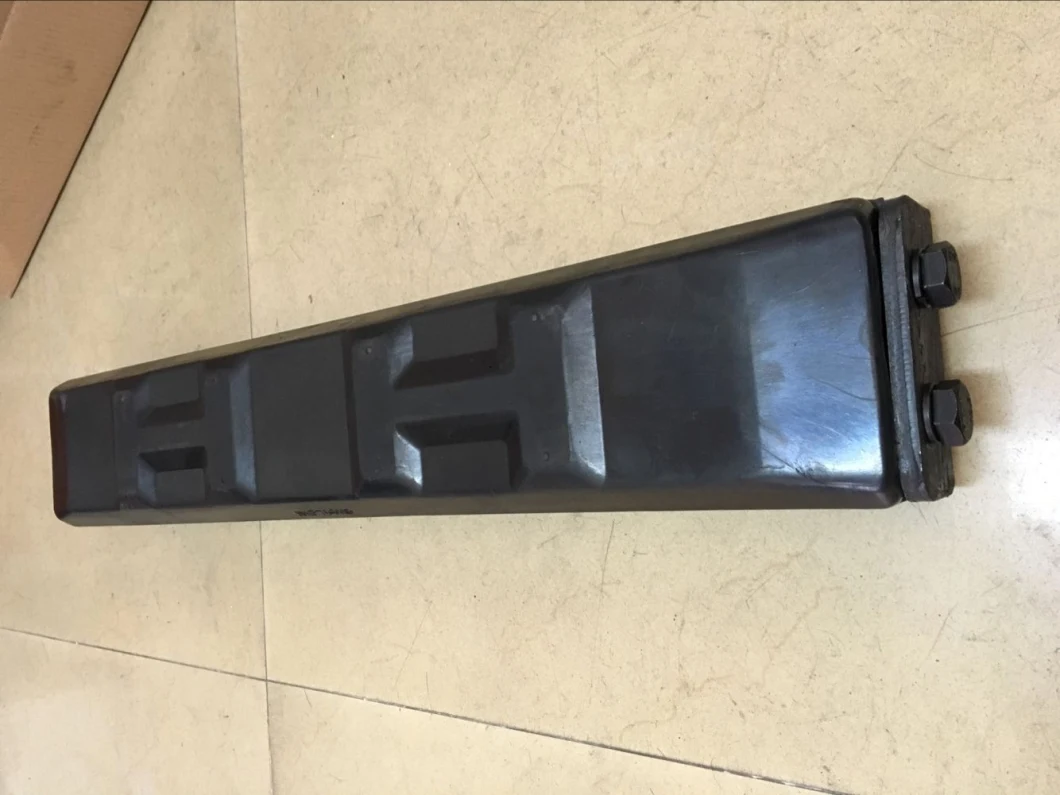 Clip on Type Excavator Rubber Track Pad (700mm length)