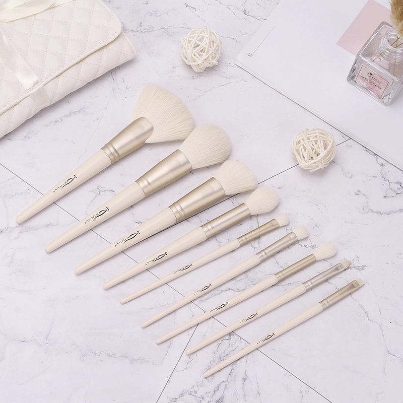 White Wooden Handle Cosmetic Brush Set with Synthetic Hair