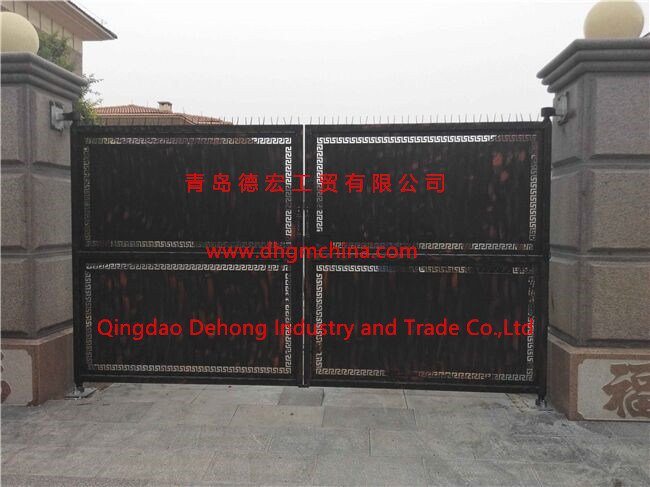 2018 Hot Sale Splendid Flat Top Iron Entrance Gate