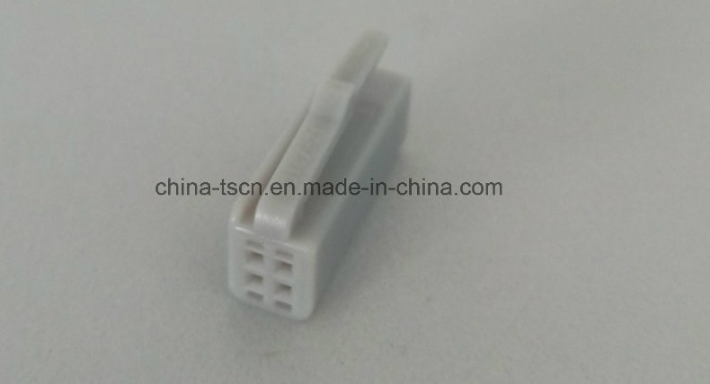 Plastic Electrical Auto Wire to Board Harness Terminal Cable Connector