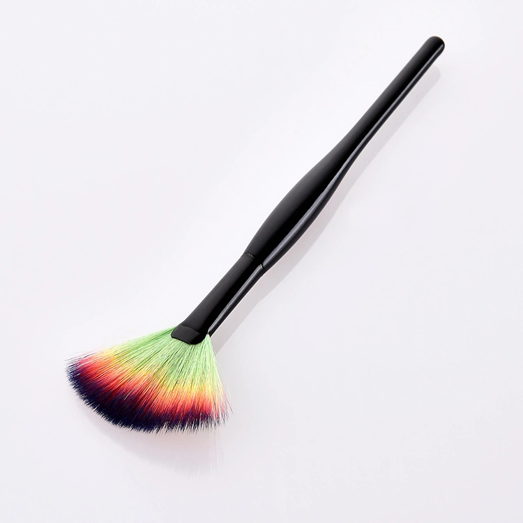 PRO Makeup Tools Sweeping Neck Brush Small Powder Fan Brush