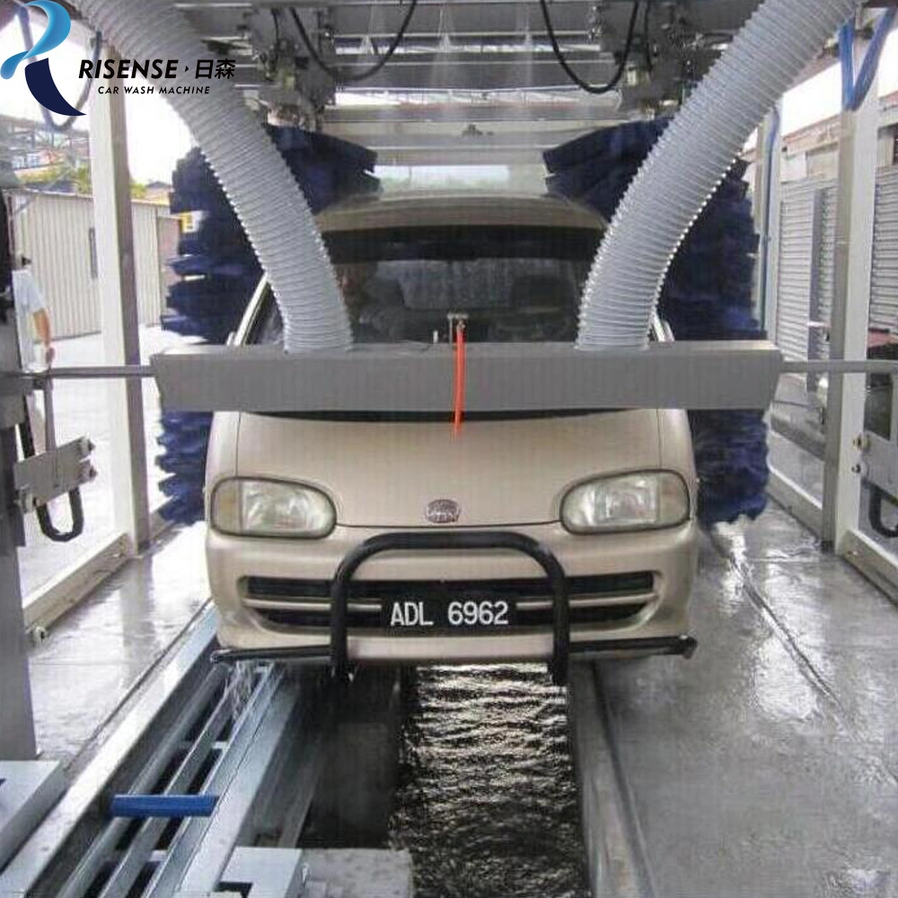 Best Selling Automatic Tunnel Car Wash System with 9 Brushes Risense Cc-695