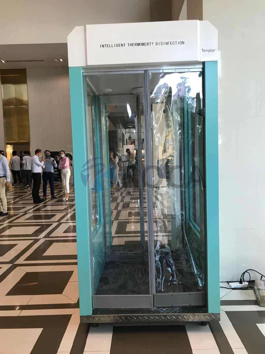 Human Body Intelligent Sterilizer Disinfectant Cabinet with Disinfectant Spray