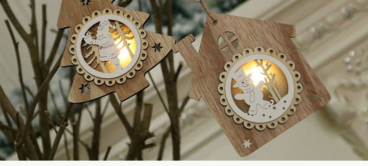2021 New Products Log Painted Luminous Wooden Ornaments Pendants Christmas Decorations Christmas Scene Gifts