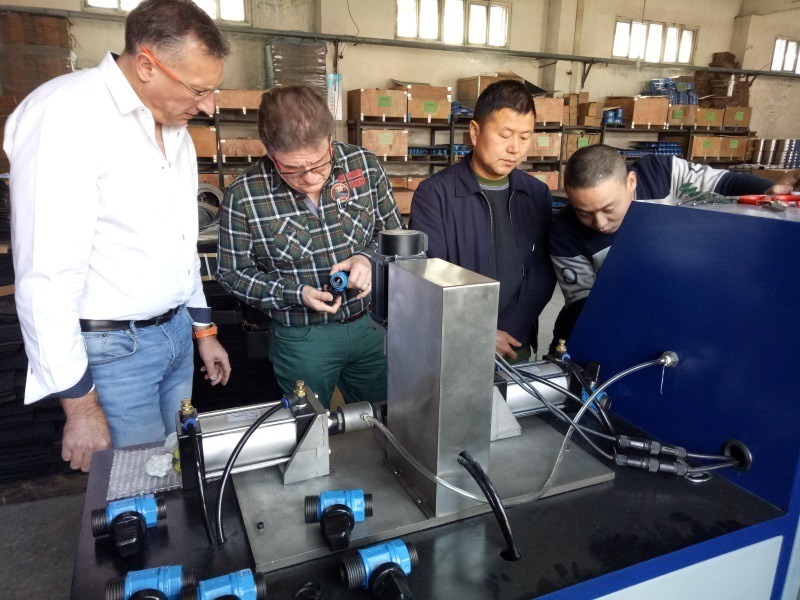 French Screw Branch Saddle Clamp for Water Tube