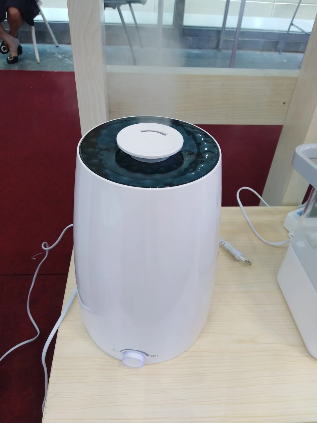 Top Fill Ultrasonic Humidifier 4L Ultrasonic Humidifier with LED Light and Aroma Diffuser