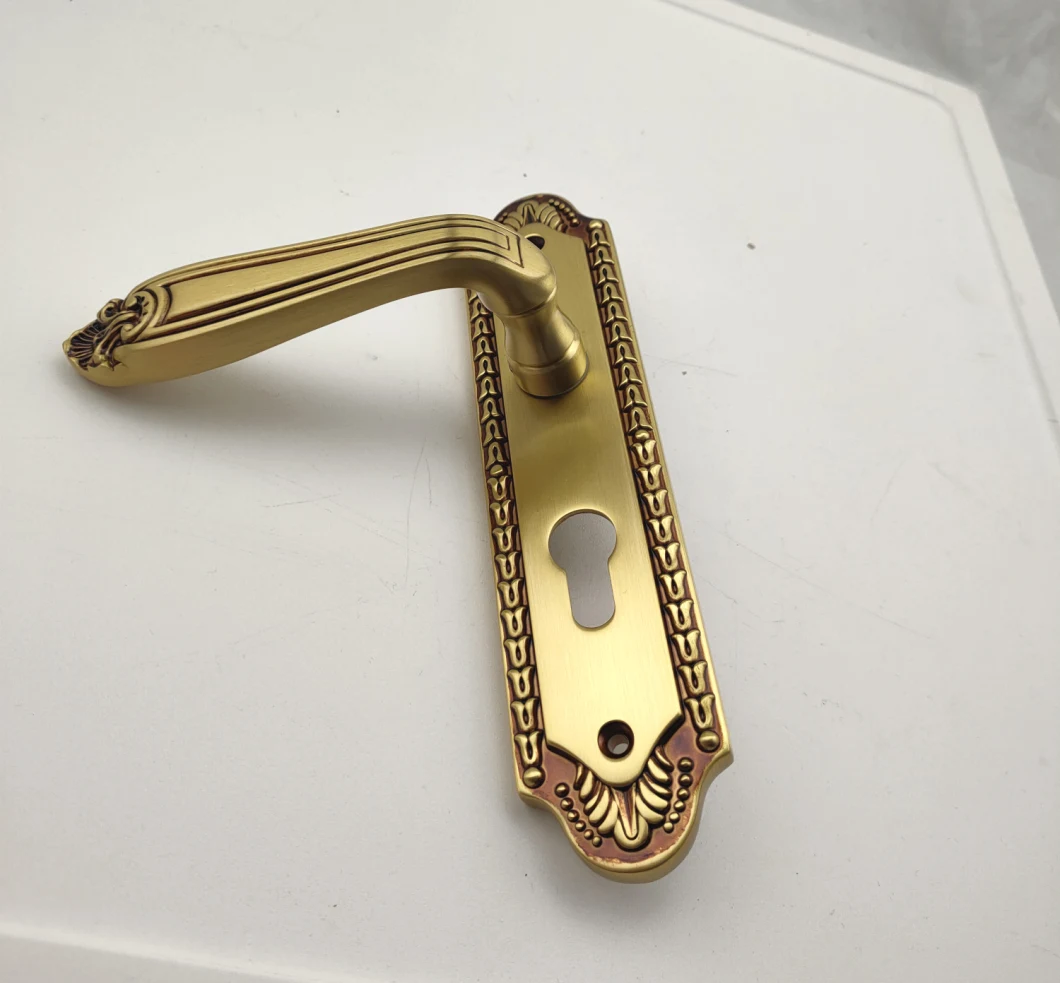 Simple Design Luxury Antique Brass Door Handle Lock (9696)