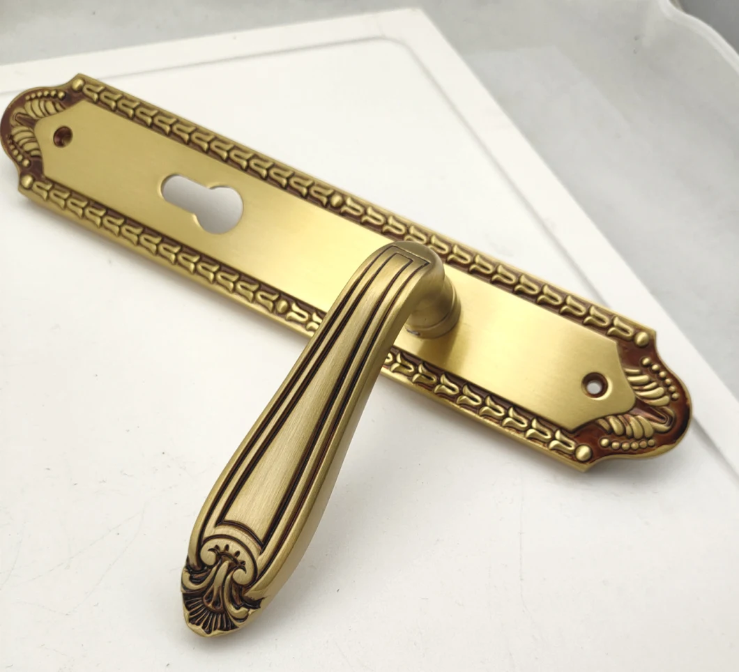 Simple Design Luxury Antique Brass Door Handle Lock (9696)