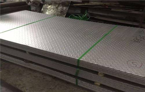 Hot Rolled Steel Sheets / Plates / Coils