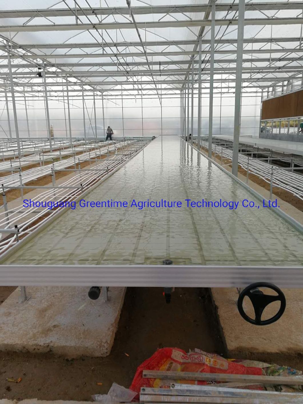 Hydroponic Flood Table with Metal Rolling Benches