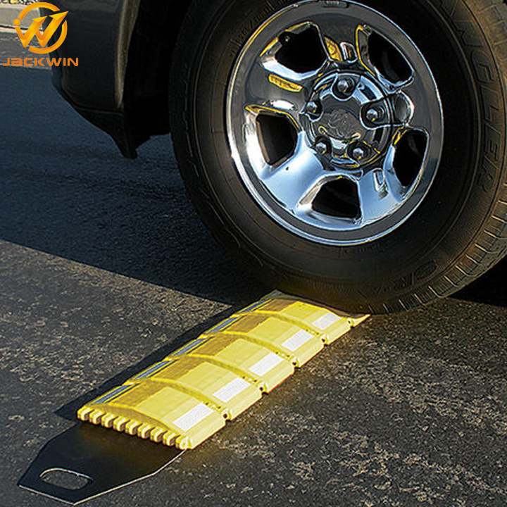 Portable Speed Bump / Plastic Speed Bump / Retractable Speed Bump / Flexible Speed Bump