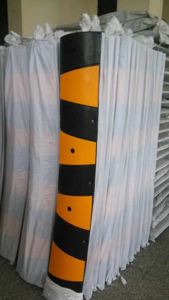 Speed Bump Road / Speed Bump Rubber / Road Speed Bump / Road Blocker Rubber Speed Bump